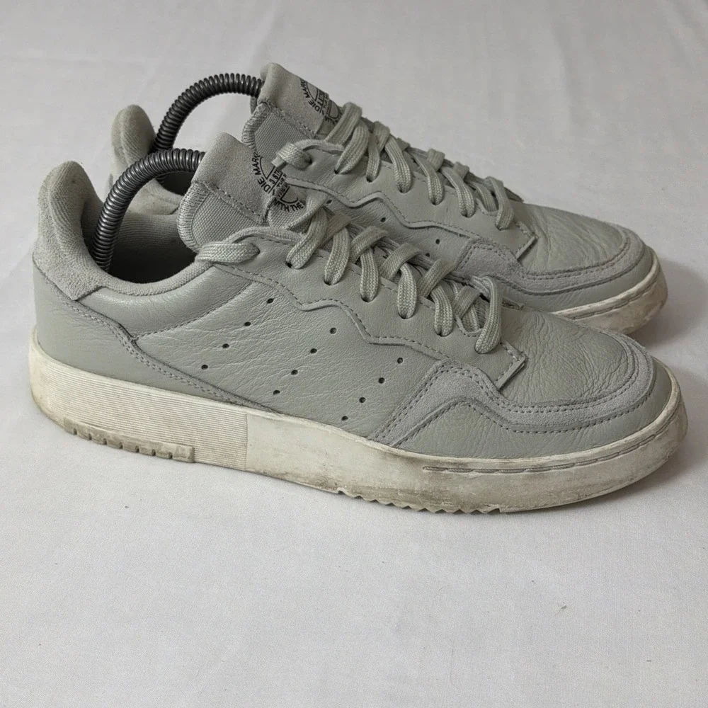 Adidas Original Supercourt EE6045 Womens Sz 8.5 Shoes Fit Gym Ash Silver Leather